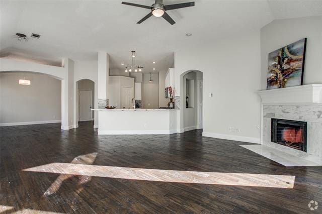 Building Photo - 3708 Villanova Dr Rental