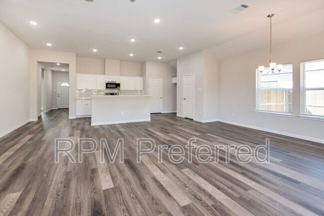 Photo - 1683 Rd 3556