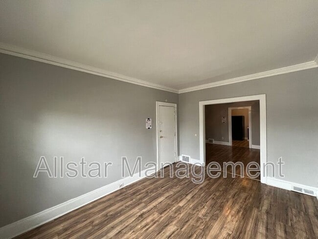 Photo - 3628 E 142nd St Unit 3