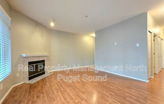 Photo - 18930 Bothell Everett Hwy Unidad V101