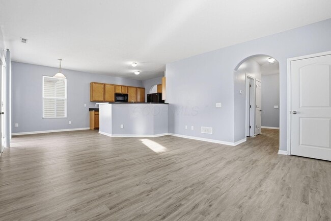 Photo - 511 Anthem St