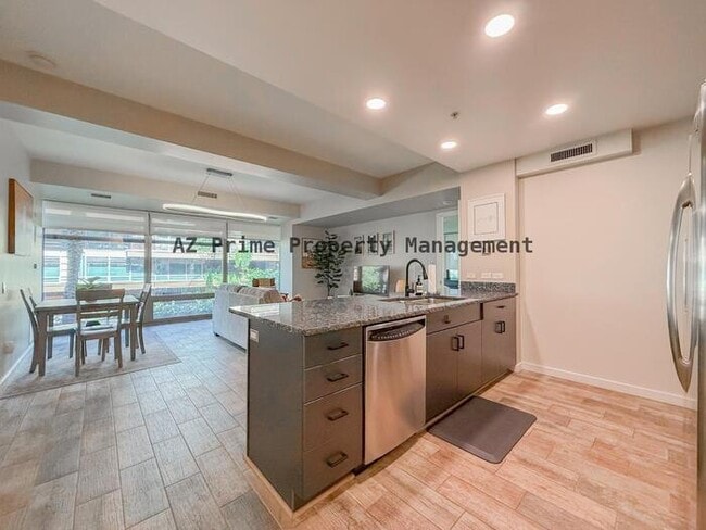Photo - 7137 E Rancho Vista Dr Unit 2004