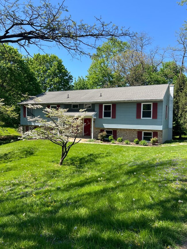 Spacious & Stylish 3-Bedroom 1.5 Bath Hous... - Spacious & Stylish 3-Bedroom 1.5 Bath Hous... House