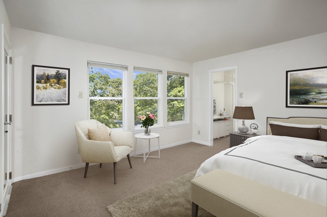 Gateway Village Apartments