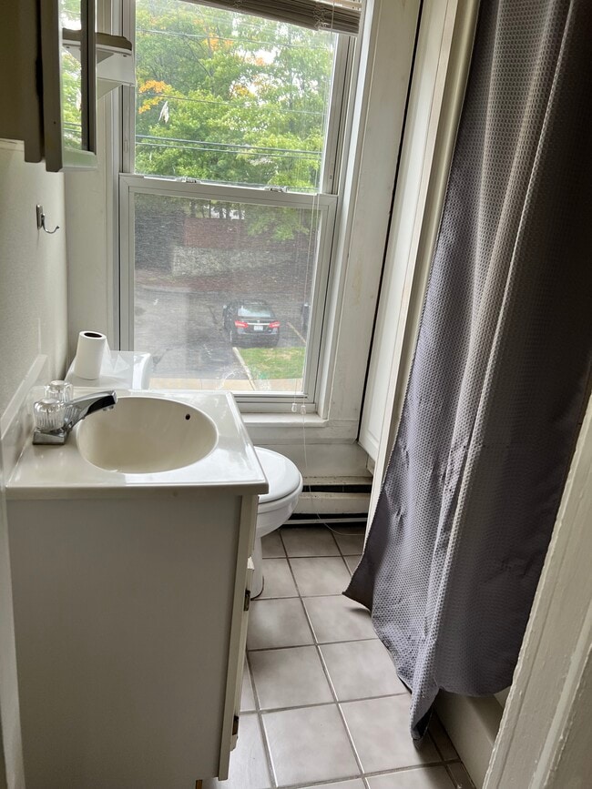 Photo - 58 Campbell St Unit 2