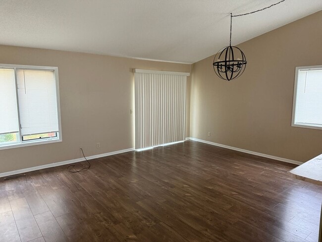 Photo - 3 Bedroom, 3 Bath Home for rent Close to t...