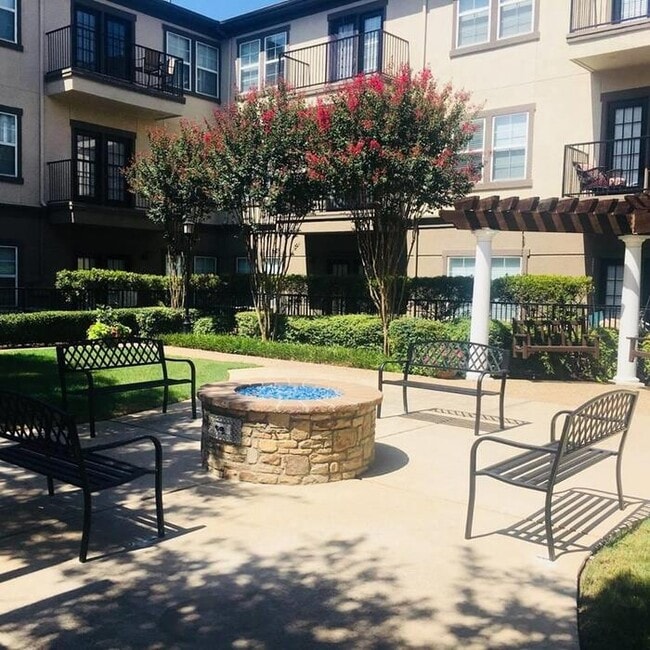 Photo - 4400 W University Blvd Unit d1