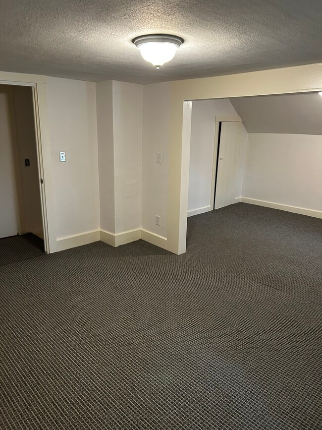 15 Oak St Unit Oak St #2
