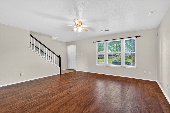 Photo - 19735 River Rock Dr