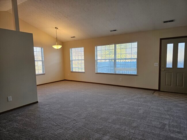 Photo - 3548 Harris Ave NW