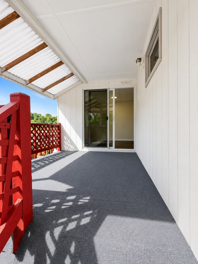 585 Novella Ave