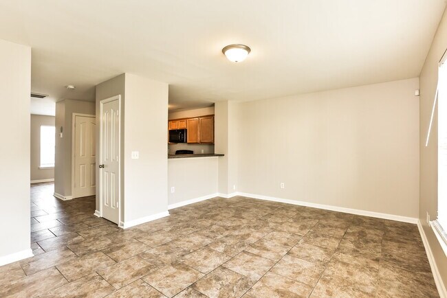 Photo - 8043 Logan Dr