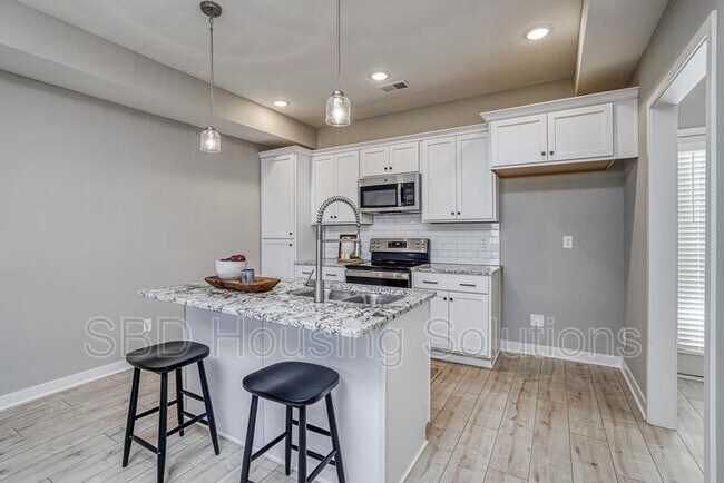 Photo - 27301 E Oak View Dr