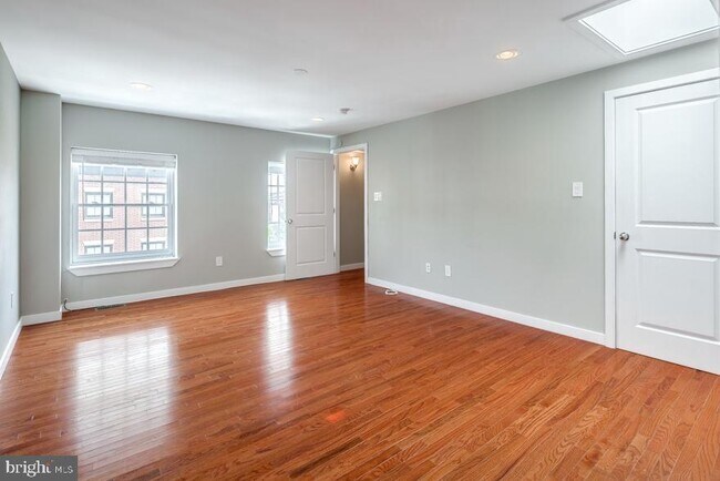 Photo - 301 Market St Unit 3R
