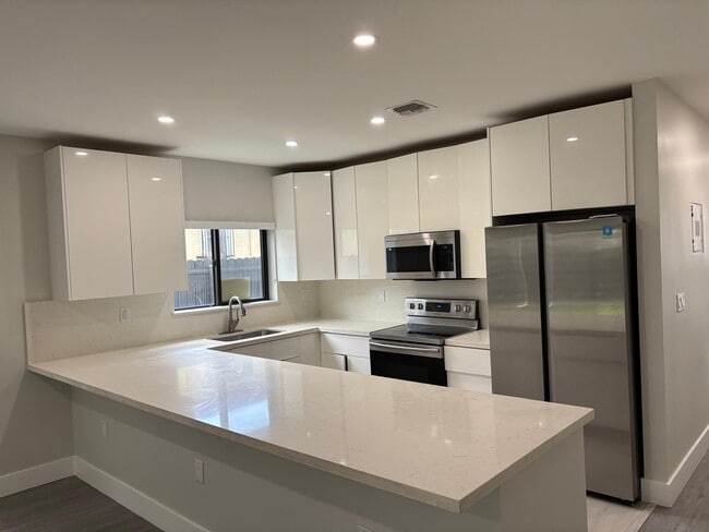 Photo - 2208 W 5th Way