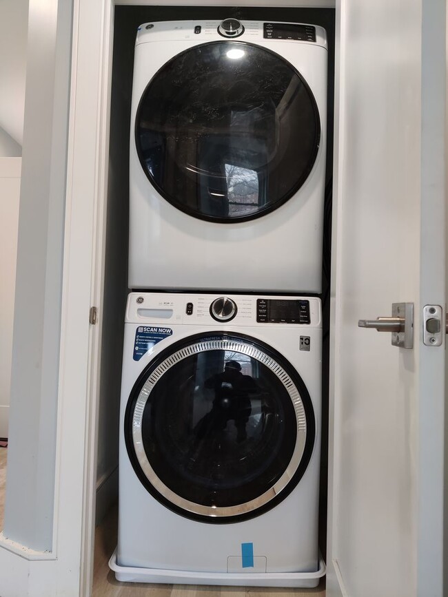 Photo - 3 bed 2 Bath on Washington Sq. Central Heat/AC, In-Unit Washer and Dryer, Steps from the T Stop