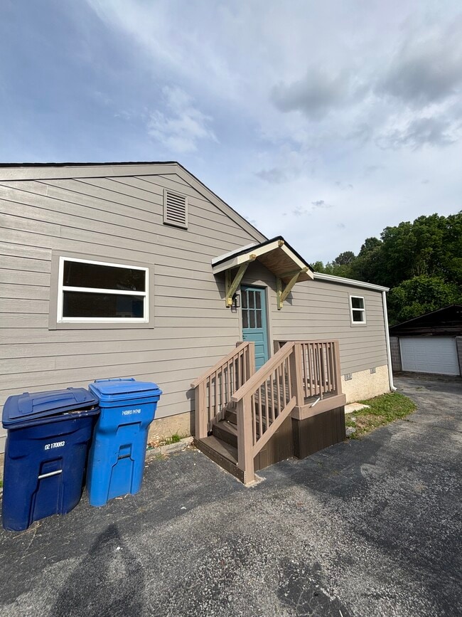 Photo - 1438 Ely Rd
