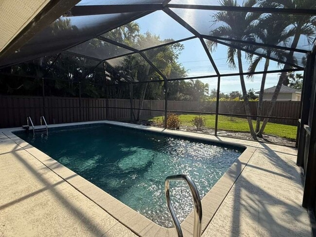 Building Photo - 4BR / 2BA Pool Home Near the Beach – Bonita Springs, FL