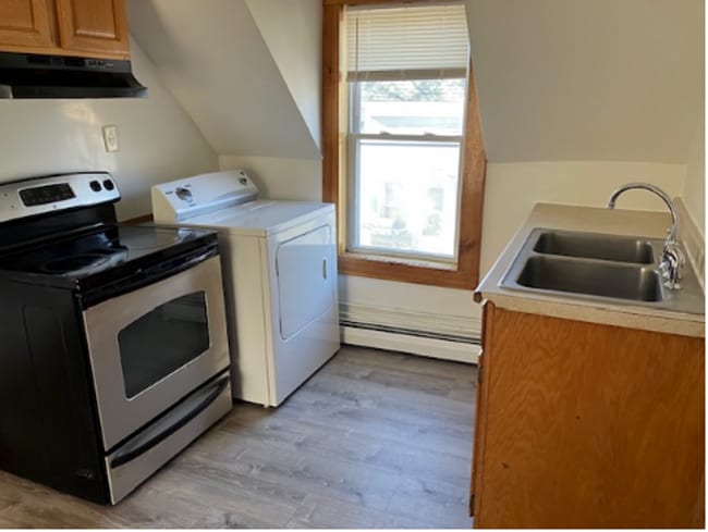 Photo - 141 Spruce St Unidad 2