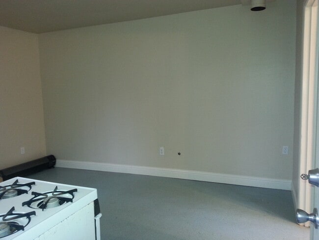 Photo - Cute Private Studio!!
