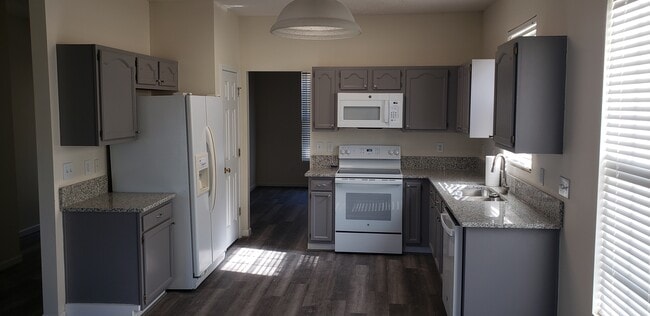 Photo - 1905 Briar Run Dr