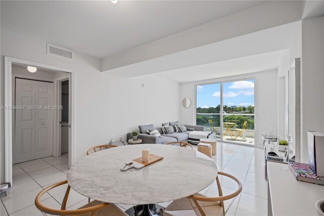 Photo - 6362 Collins Ave Unit 311