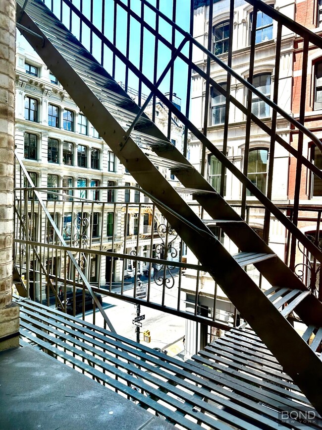 Building Photo - 452 Broome St Unit 7W Rental