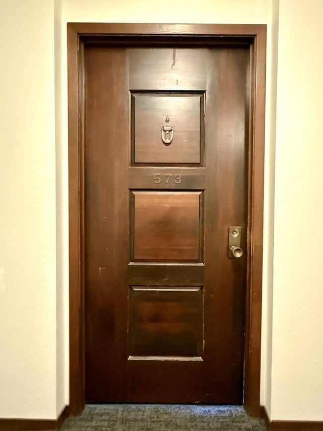 Photo - Recently Updated One Bedroom condo in the desirable Shelter Ridge Complex for rent!