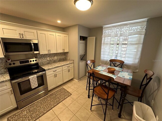 Photo - 446 Palm Tree Dr Unit 446