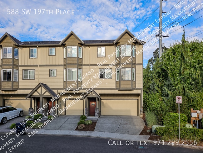Building Photo - 588 SW 197th Pl Rental