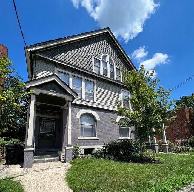 Building Photo - 352 Shiloh St Unit 2