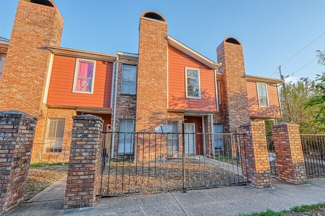 Photo - 7726 W Gulf Bank Rd