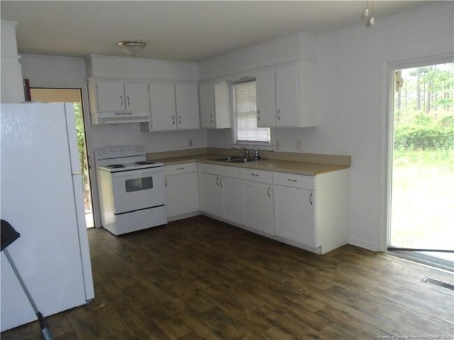 Photo - 644 Clayton Dr