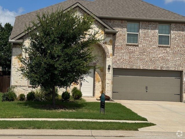 Building Photo - 3113 Brazos Dr Rental