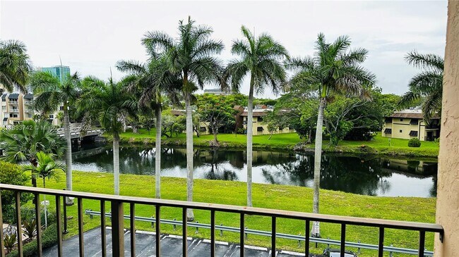 Photo - 7900 Camino Cir Condo Unit 401