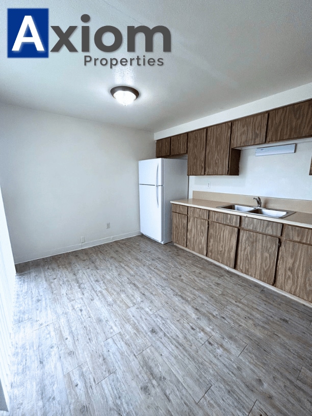 Photo - 395-399 Taft Ave Unit 1