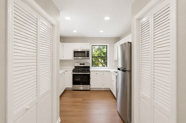Photo - 2026 Move-In Special – $500 LEASE SIGNING BONUS!! Spacious 3BR Condo in Buena Vista – In-Unit Was... Unit 101