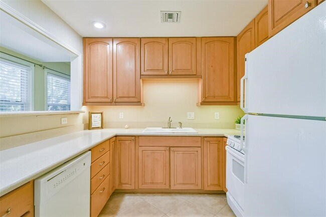 Photo - 108 Dolphin Ave