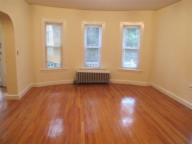 Photo - 1 Langdon Sq Unit 1