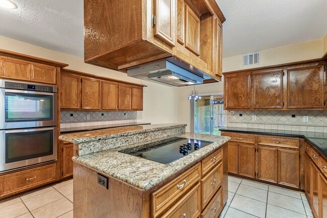 Photo - 3218 Freshmeadows Dr