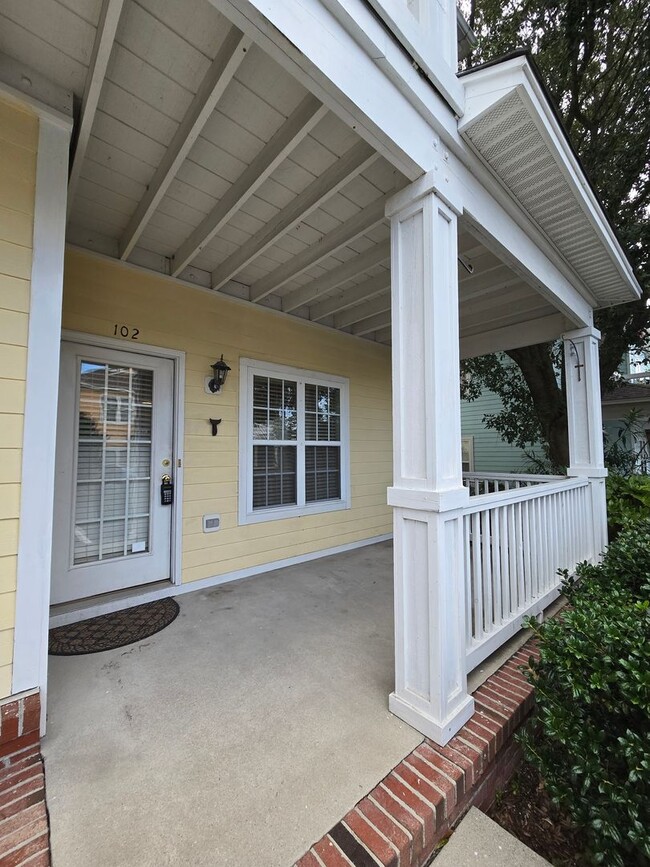 Photo - Trolley Path - Minutes to Downtown WILM, N...