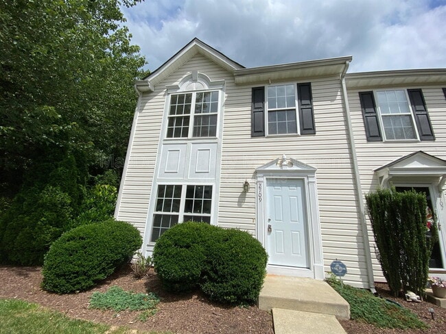 Building Photo - 2709 Church View Ln