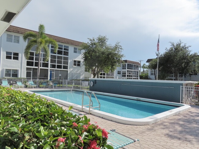 Building Photo - 1501 S Ocean Blvd Unit 129
