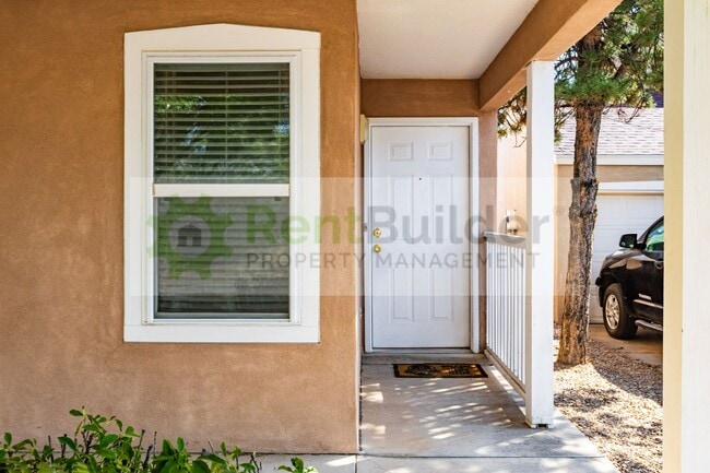 Photo - 10532 Ramah Dr NW