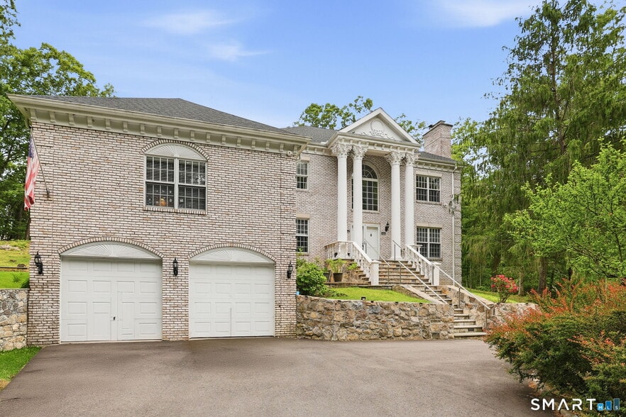 18 W Haviland Ln