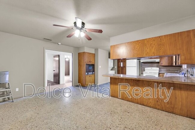 Photo - 810 S 16th 1/2