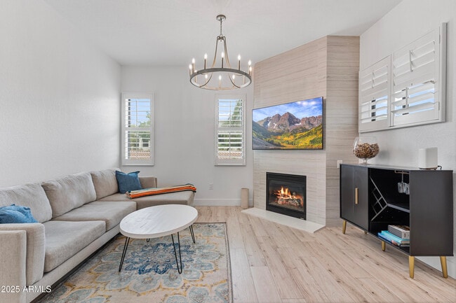 Building Photo - 7027 N Scottsdale Rd Unit 225 Rental