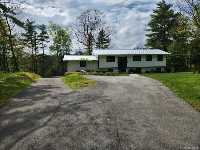 Photo - 53 Lake Pleasant Rd