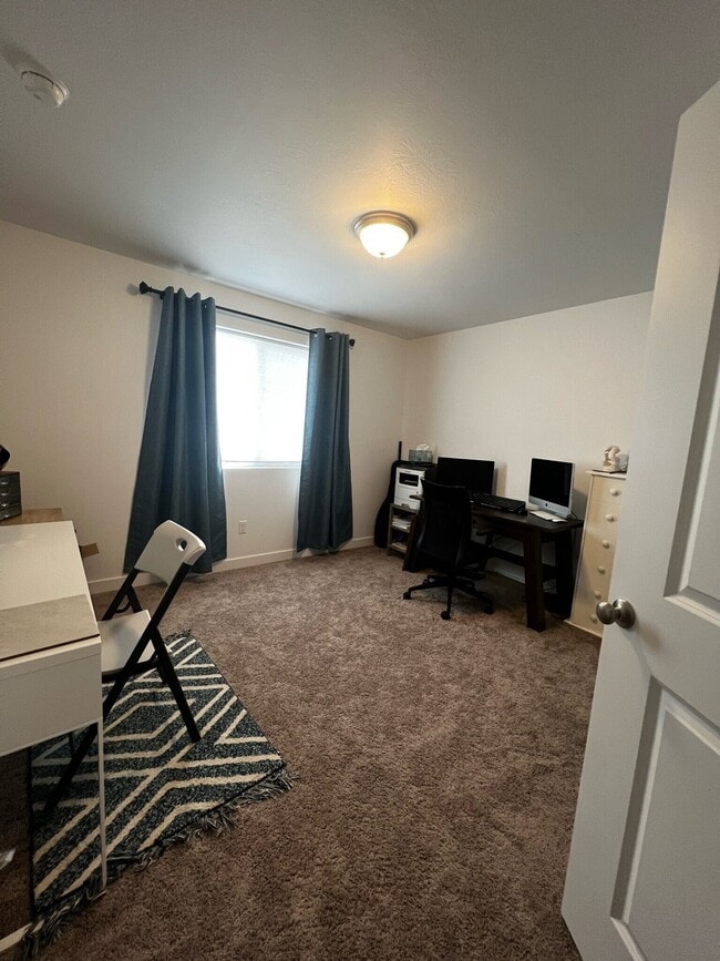 Photo - 15202 S Tack Way
