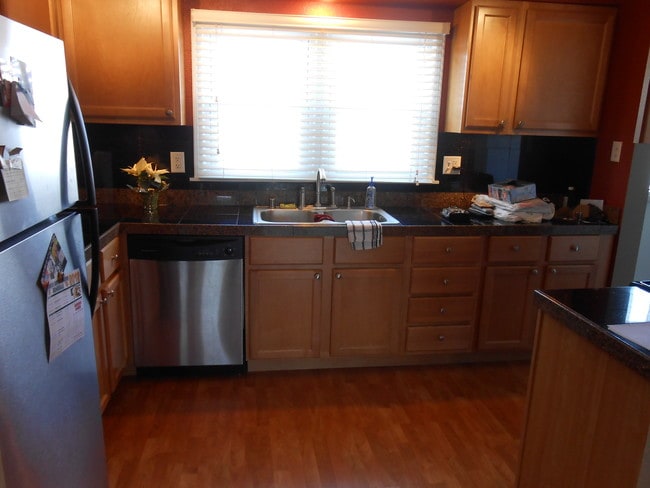 2727 N 12th St Unit 2